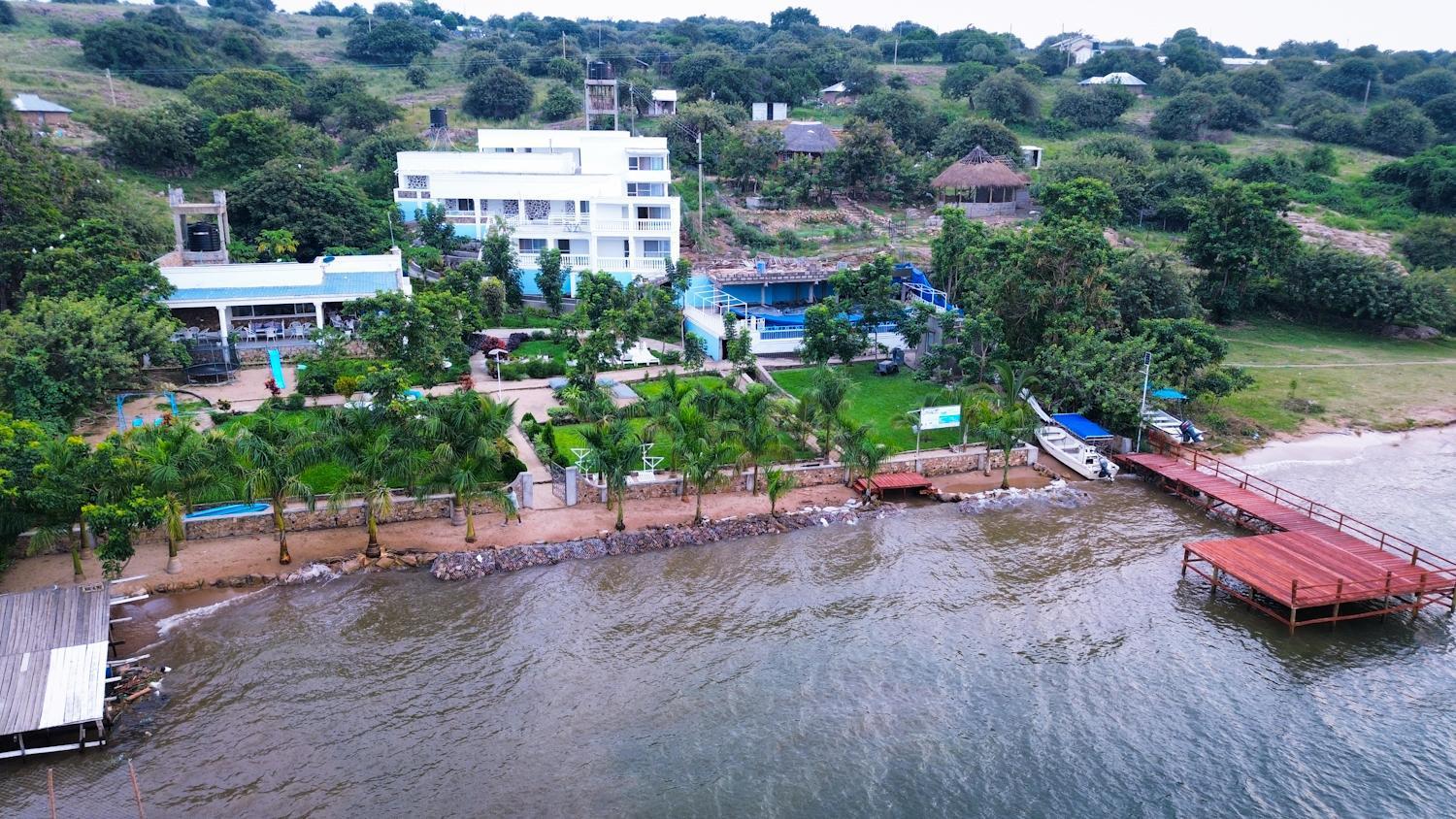 Takawiri Victoria Sands Hotel Takawiri Island Exterior photo